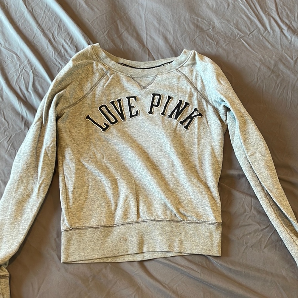 Great sweatshirt by pink size extra small